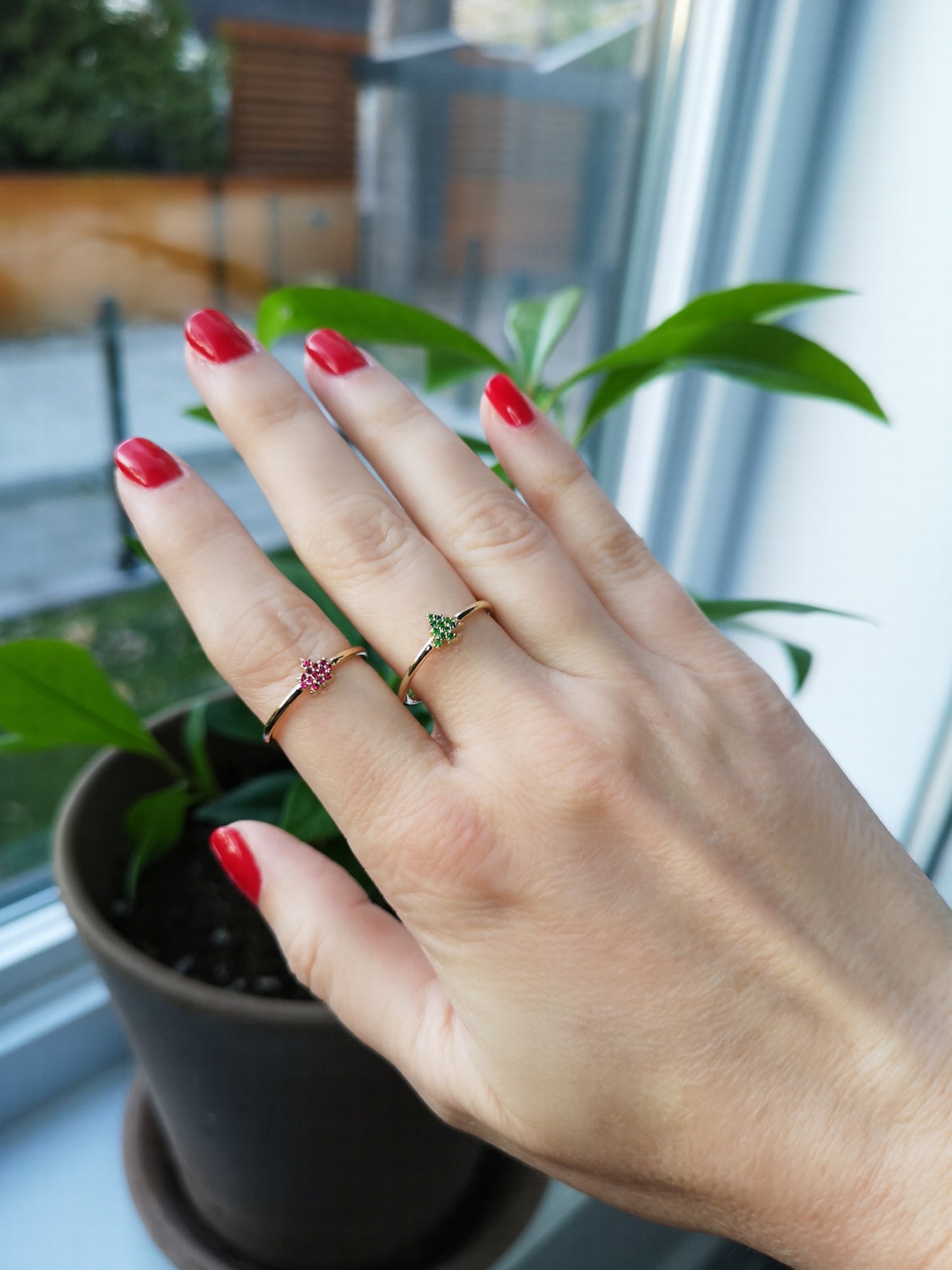 Mini Mini Maple Leaf Ring